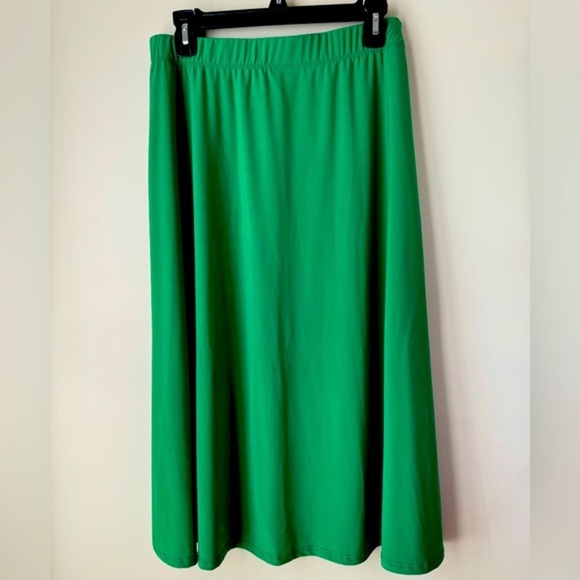 Ashley Blue ladies Spandex Skirt Green Size Large - Picture 1 of 3